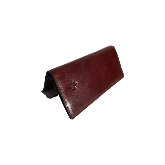 PATRICIA  NASH CLUTCH PURSE GENUINE LEATHER. COLOR BRITISH TAN RFID PROTECTED . - Picture 3 of 5